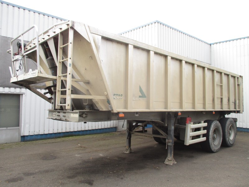 Stas 2 Axle , tipper trailer , spring suspension, Drum brakes - Semireboque basculante: foto 1 Stas 2 Axle , tipper trailer , spring suspension, Drum brakes - Semireboque basculante: foto 1