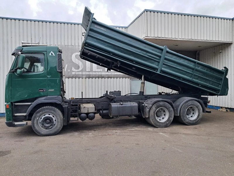 Volvo FH 12 - 460 , 6x2 , 3 Way Tipper, Spring Suspension , Manual Gearbox, Airco - Caminhão basculante: foto 2 Volvo FH 12 - 460 , 6x2 , 3 Way Tipper, Spring Suspension , Manual Gearbox, Airco - Caminhão basculante: foto 2