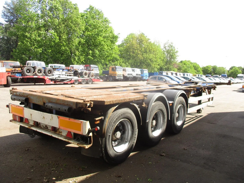 Wielton NS34P, container trailer , 3 ROR axle , Drum brakes , Air suspension - Semireboque transportador de contêineres/ Caixa móvel: foto 3 Wielton NS34P, container trailer , 3 ROR axle , Drum brakes , Air suspension - Semireboque transportador de contêineres/ Caixa móvel: foto 3