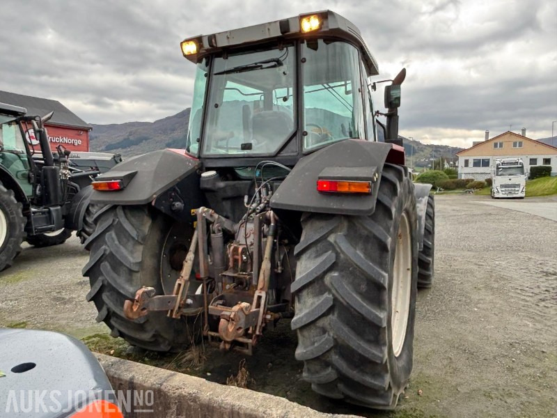 1996 Massey Ferguson 6180. Quicke Q950 Frontlaster - Trator: foto 4 1996 Massey Ferguson 6180. Quicke Q950 Frontlaster - Trator: foto 4