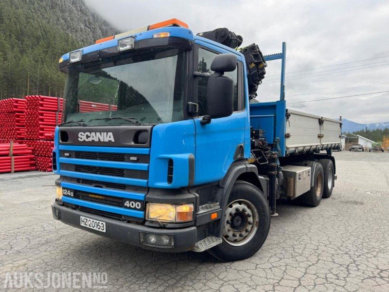 1997 Scania P124 400 kranbil med 3-veis tipp og klype - Caminhão grua: foto 2 1997 Scania P124 400 kranbil med 3-veis tipp og klype - Caminhão grua: foto 2