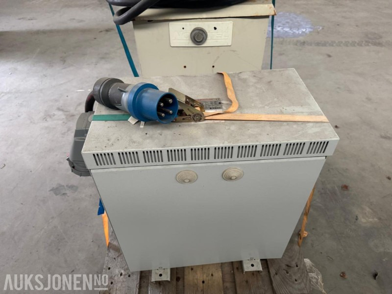 2 stk trafoer - Equipamento de construção: foto 4 2 stk trafoer - Equipamento de construção: foto 4