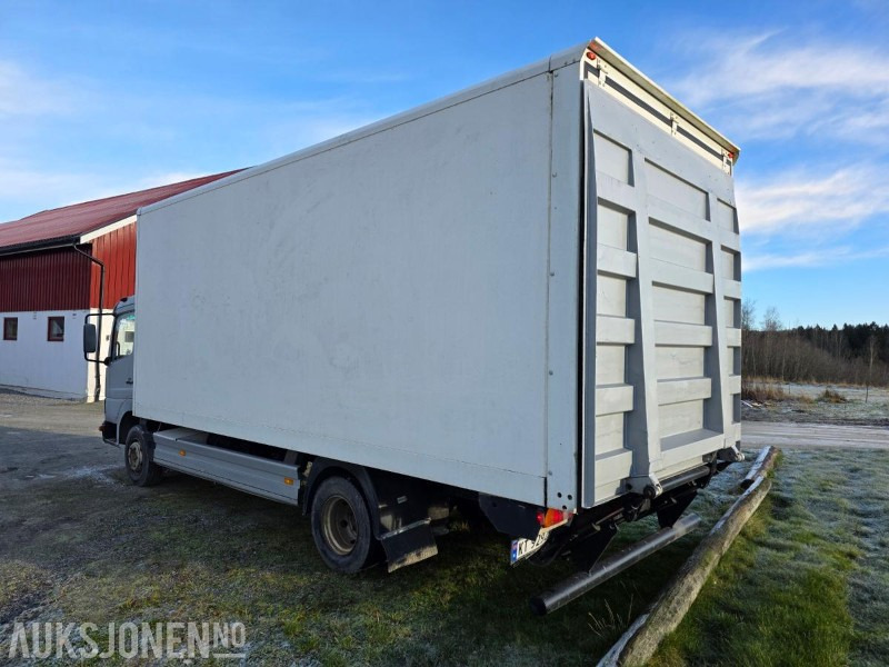 Caminhão furgão 2001 Mercedes-Benz 817L/42 ATEGO SKAPBIL 36m³ MED LASTELEM: foto 6