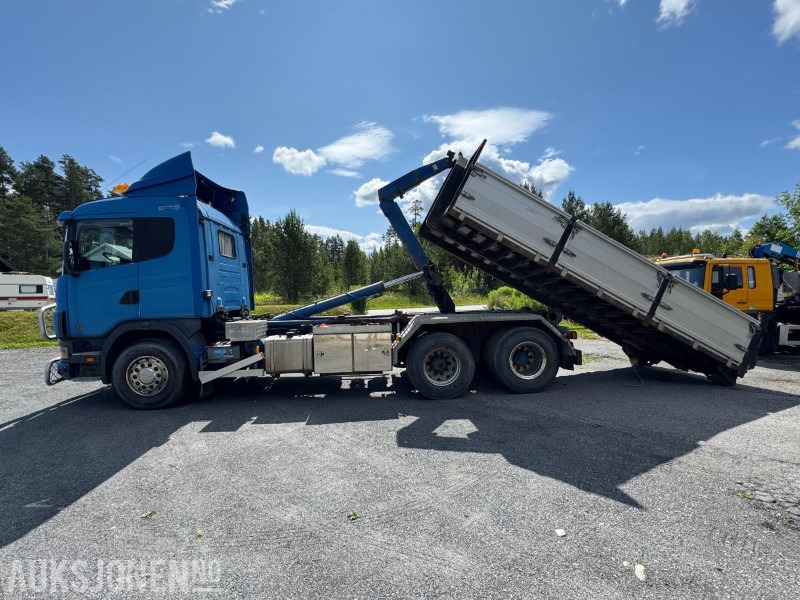 2001 Scania R 164GB 6X2NA 480 / krokbil med flak og uttak for kran - Caminhão polibenne: foto 2 2001 Scania R 164GB 6X2NA 480 / krokbil med flak og uttak for kran - Caminhão polibenne: foto 2
