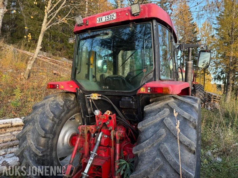 2002 McCormick C100 m/Fronthydraulikk - Trator: foto 5 2002 McCormick C100 m/Fronthydraulikk - Trator: foto 5