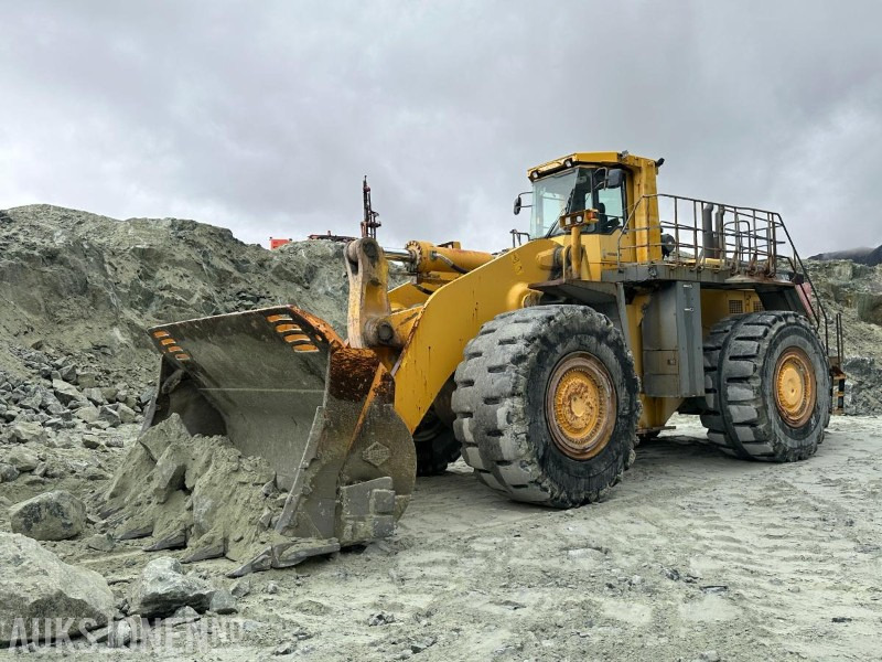 2003 Komatsu WA800-3 Hjullaster med 11 m3 skuffe - Spakstyring- Sertifisert til mai 2026 - Carregadeira de rodas: foto 1 2003 Komatsu WA800-3 Hjullaster med 11 m3 skuffe - Spakstyring- Sertifisert til mai 2026 - Carregadeira de rodas: foto 1