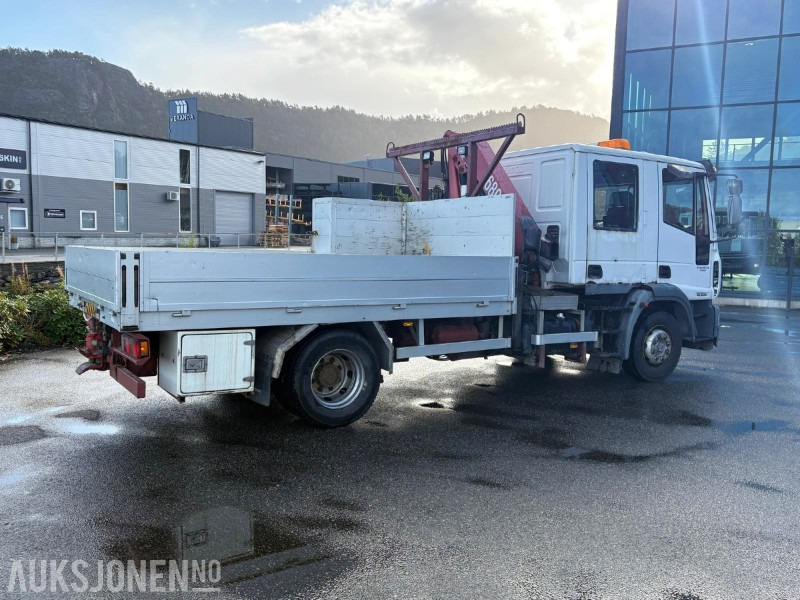 2004 Iveco 120E24 EUROCARGO kranbil - registrert for 5 sitteplasser - Caminhão grua: foto 3 2004 Iveco 120E24 EUROCARGO kranbil - registrert for 5 sitteplasser - Caminhão grua: foto 3