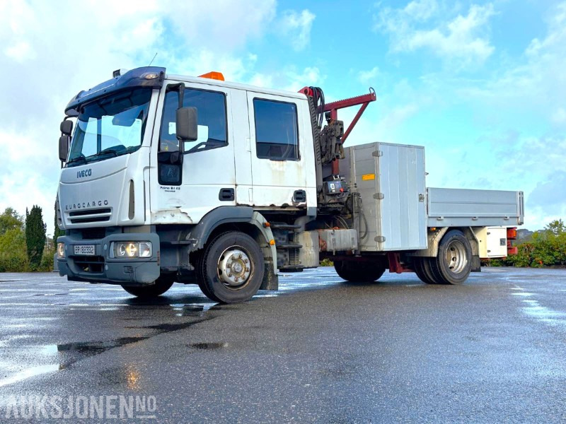 2004 Iveco 120E24 EUROCARGO kranbil - registrert for 5 sitteplasser - Caminhão grua: foto 1 2004 Iveco 120E24 EUROCARGO kranbil - registrert for 5 sitteplasser - Caminhão grua: foto 1