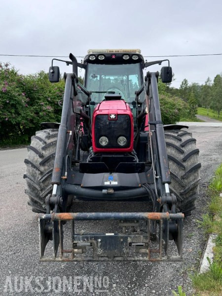 2004 Massey Ferguson 6480 Dynashift - Frontlaster med hydraulisk redskapslås - Fronthydraulikk - 40 km - Fjærende hytte - tredje funksjon - Trator: foto 2 2004 Massey Ferguson 6480 Dynashift - Frontlaster med hydraulisk redskapslås - Fronthydraulikk - 40 km - Fjærende hytte - tredje funksjon - Trator: foto 2