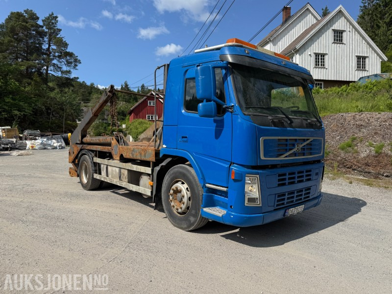 2004 Volvo FM9 containerløfter / liftbil – 15 tonn - Caminhão multibenne: foto 3 2004 Volvo FM9 containerløfter / liftbil – 15 tonn - Caminhão multibenne: foto 3