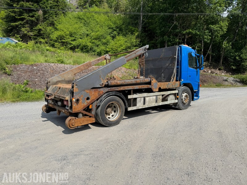 2004 Volvo FM9 containerløfter / liftbil – 15 tonn - Caminhão multibenne: foto 5 2004 Volvo FM9 containerløfter / liftbil – 15 tonn - Caminhão multibenne: foto 5
