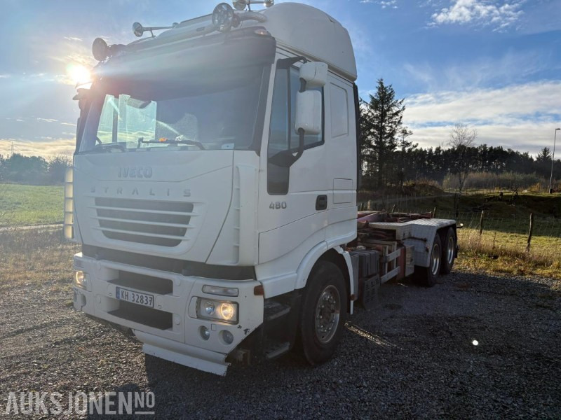 2005 Iveco 260S48 krokløft - Caminhão polibenne: foto 1 2005 Iveco 260S48 krokløft - Caminhão polibenne: foto 1