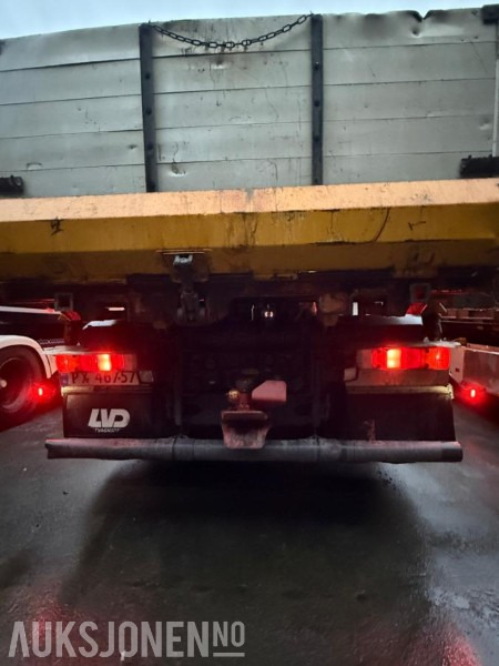 2005 Scania R500 CB 6X2 HNZ med underliggende skjær og brøytehydraulikk - Caminhão basculante: foto 3 2005 Scania R500 CB 6X2 HNZ med underliggende skjær og brøytehydraulikk - Caminhão basculante: foto 3