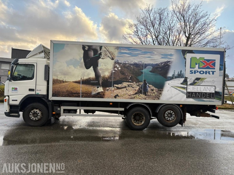 2006 Volvo FM 340 6x2 skapbil m/ løftelem - Caminhão furgão: foto 4 2006 Volvo FM 340 6x2 skapbil m/ løftelem - Caminhão furgão: foto 4