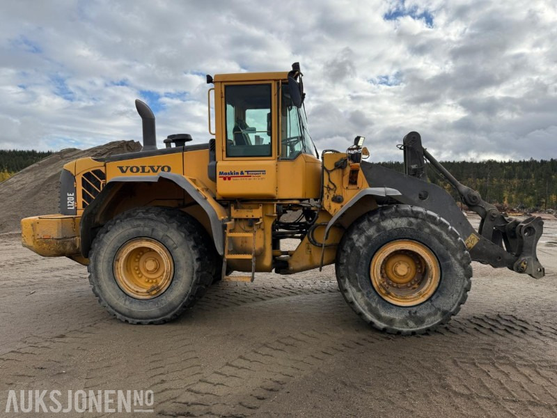 2006 Volvo L120E - Sentralsmøring - 14887 timer - Carregadeira de rodas: foto 4 2006 Volvo L120E - Sentralsmøring - 14887 timer - Carregadeira de rodas: foto 4
