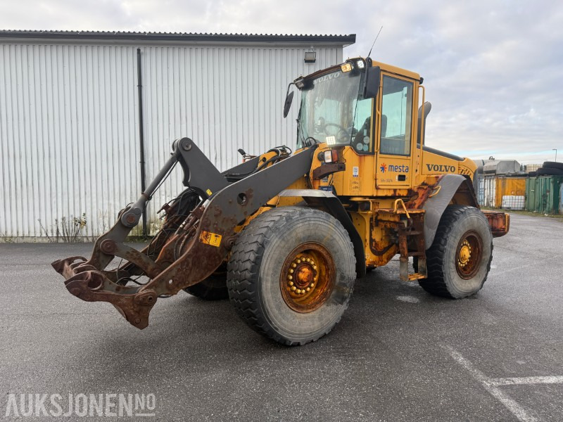 2006 Volvo L70E Hjullaster 3. og 4. funksjon. - Carregadeira de rodas: foto 1 2006 Volvo L70E Hjullaster 3. og 4. funksjon. - Carregadeira de rodas: foto 1