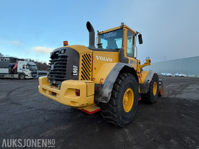 2006 Volvo L90E hjullaster - Sentralsmøring - Joystick - Tilleggshydraulikk - Carregadeira de rodas: foto 5 2006 Volvo L90E hjullaster - Sentralsmøring - Joystick - Tilleggshydraulikk - Carregadeira de rodas: foto 5