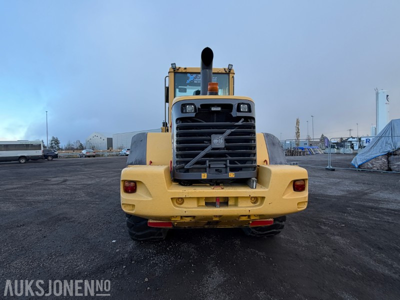 2006 Volvo L90E hjullaster - Sentralsmøring - Joystick - Tilleggshydraulikk - Carregadeira de rodas: foto 4 2006 Volvo L90E hjullaster - Sentralsmøring - Joystick - Tilleggshydraulikk - Carregadeira de rodas: foto 4