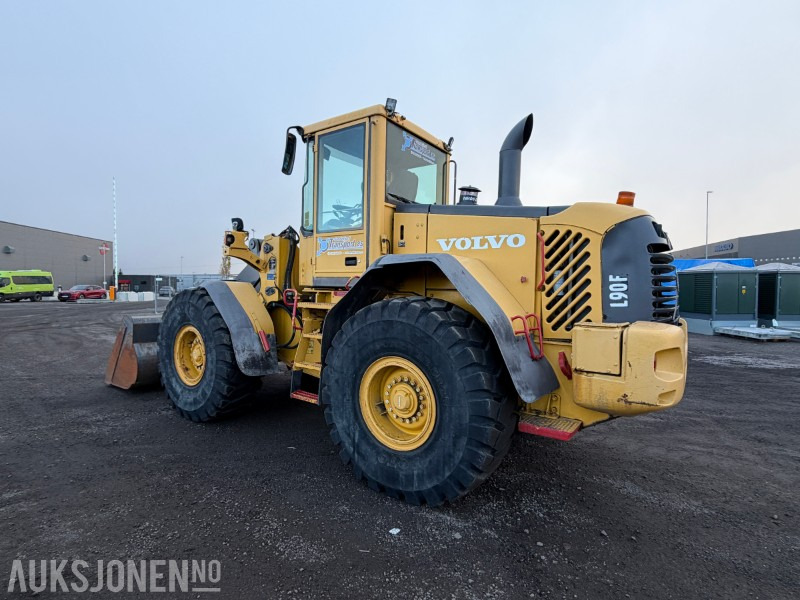 2006 Volvo L90E hjullaster - Sentralsmøring - Joystick - Tilleggshydraulikk - Carregadeira de rodas: foto 3 2006 Volvo L90E hjullaster - Sentralsmøring - Joystick - Tilleggshydraulikk - Carregadeira de rodas: foto 3