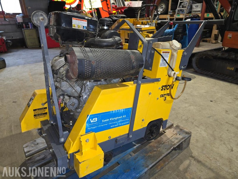 2007 Stow CS8CE20H20 Asfaltsag - Equipamento de construção: foto 1 2007 Stow CS8CE20H20 Asfaltsag - Equipamento de construção: foto 1