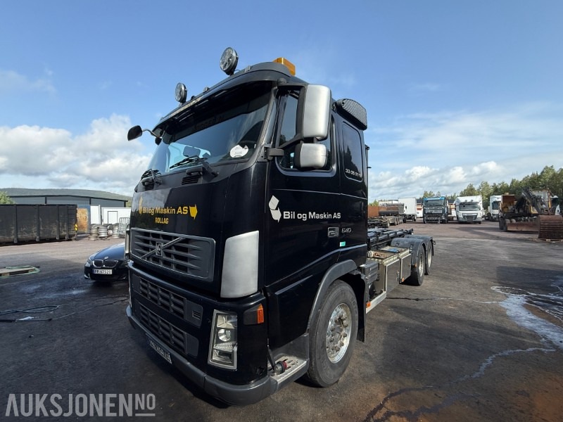 2007 Volvo FH 520 Krokbil - EU godkjent til 2026 - Krok med knekk - Alufelger - Luftstyrt hengerfeste - EU OK -Euro4T - 334487km - Caminhão polibenne: foto 1 2007 Volvo FH 520 Krokbil - EU godkjent til 2026 - Krok med knekk - Alufelger - Luftstyrt hengerfeste - EU OK -Euro4T - 334487km - Caminhão polibenne: foto 1