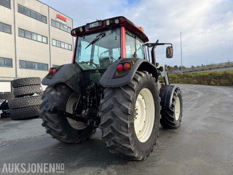2008 Valtra T-180 Traktor med frontlaster / 1362 timer - Trator: foto 4 2008 Valtra T-180 Traktor med frontlaster / 1362 timer - Trator: foto 4