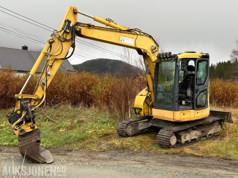 2011 KOMATSU PC78US-8 GRAVEMASKIN / ENGCON TILTROTATOR / GRAVESKUFF / PUSSKUFF - Escavadeira: foto 1 2011 KOMATSU PC78US-8 GRAVEMASKIN / ENGCON TILTROTATOR / GRAVESKUFF / PUSSKUFF - Escavadeira: foto 1
