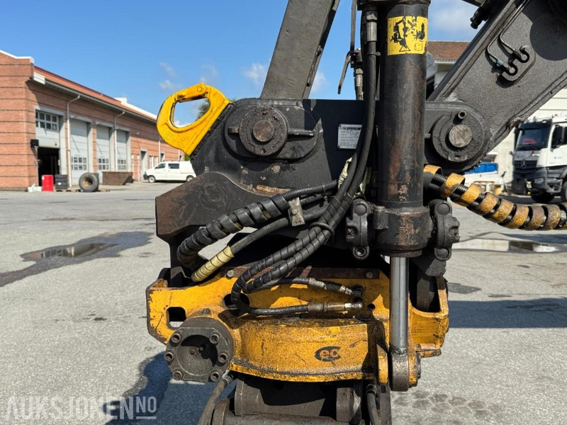 Escavadeira 2011 Volvo EW160C hjulgraver / Tiltrotator: foto 16