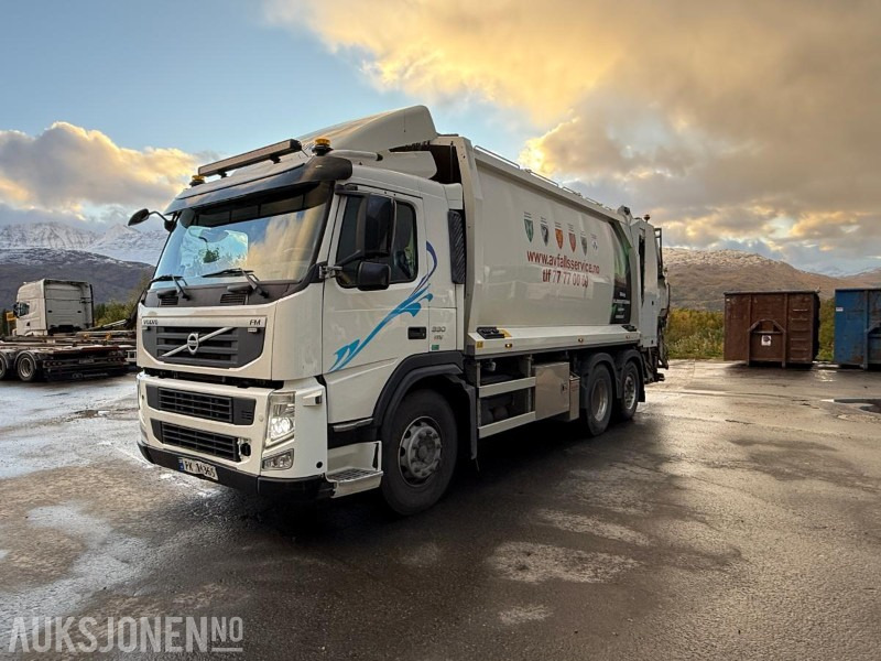 Caminhão de lixo 2011 Volvo FM330 6X2 Komprimatorbil 22M3 - Strøere - Baklaster - 353908KM: foto 1