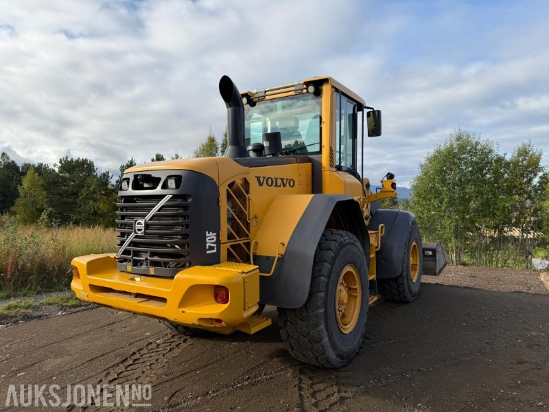 2011 Volvo L70F - Sentralsmøring - Spakestyring - 8830 timer - 13 700kg - Carregadeira de rodas: foto 5 2011 Volvo L70F - Sentralsmøring - Spakestyring - 8830 timer - 13 700kg - Carregadeira de rodas: foto 5