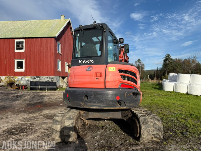 2012 Kubota U55-4 5,5 tonns gravemaskin med Steelwrist rototilt og 2 skuffer - Escavadeira: foto 5 2012 Kubota U55-4 5,5 tonns gravemaskin med Steelwrist rototilt og 2 skuffer - Escavadeira: foto 5