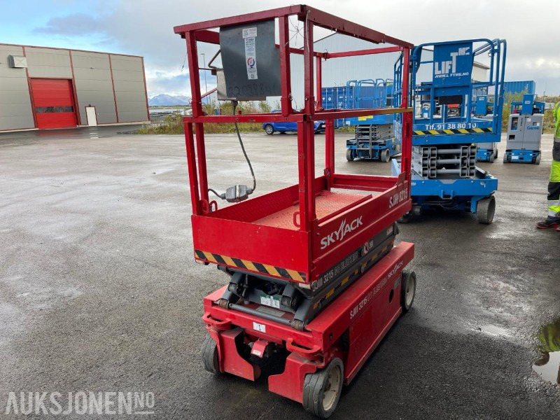 2012 SkyJack SJIII 3215, 150 Timer - Plataforma aérea: foto 4 2012 SkyJack SJIII 3215, 150 Timer - Plataforma aérea: foto 4