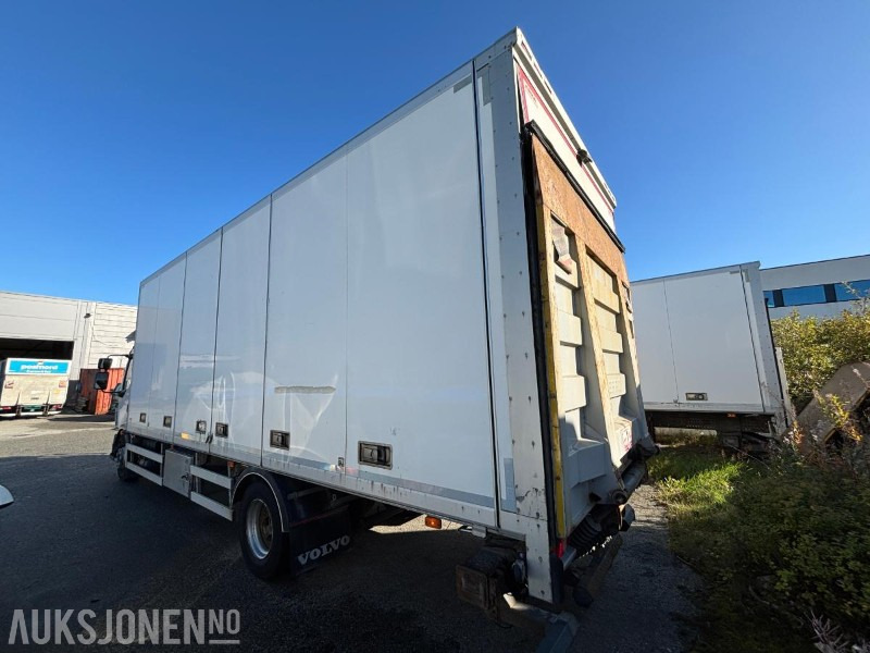 2012 Volvo FL-290 Skapbil med sideåpning og lakløft - Caminhão furgão: foto 3 2012 Volvo FL-290 Skapbil med sideåpning og lakløft - Caminhão furgão: foto 3