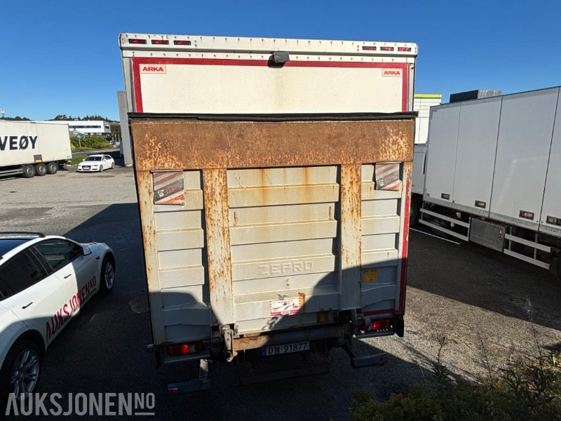 2012 Volvo FL-290 Skapbil med sideåpning og lakløft - Caminhão furgão: foto 4 2012 Volvo FL-290 Skapbil med sideåpning og lakløft - Caminhão furgão: foto 4