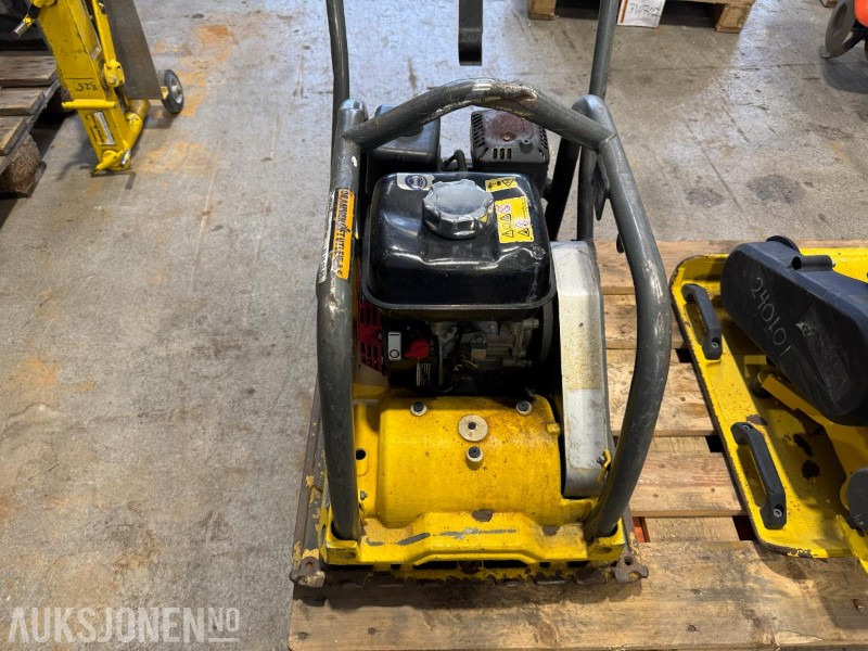 2012 Wacker Neuson WPP1550A vibroplate / 90kg - Rolo: foto 2 2012 Wacker Neuson WPP1550A vibroplate / 90kg - Rolo: foto 2