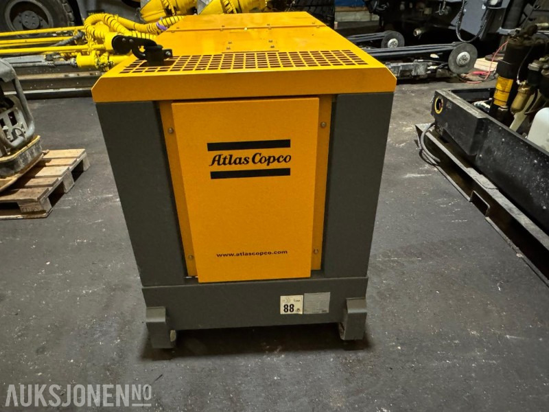 2013 Atlas Copco QAS 20 strømaggregat / 20KVA - Equipamento de construção: foto 4 2013 Atlas Copco QAS 20 strømaggregat / 20KVA - Equipamento de construção: foto 4