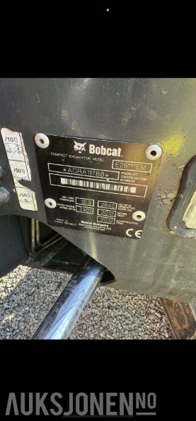 2013 Bobcat E26 m/2 skuffer og maskinhenger - Mini escavadeira: foto 4 2013 Bobcat E26 m/2 skuffer og maskinhenger - Mini escavadeira: foto 4