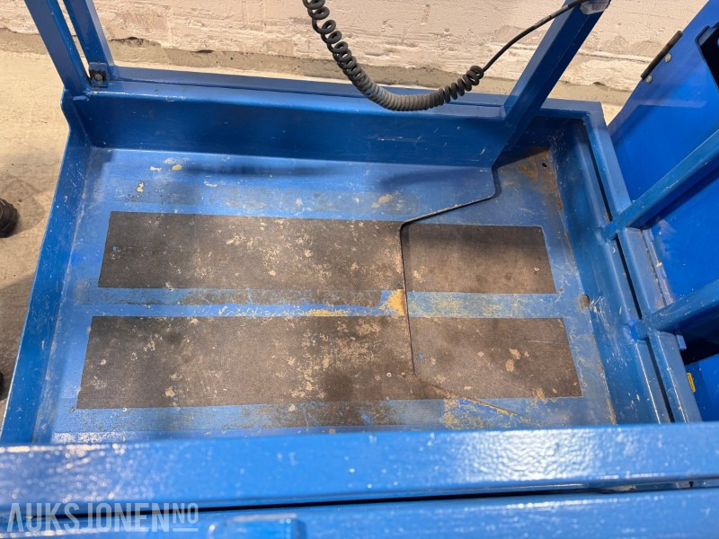 2013 Genie GRC-12 - 5,5m mastelift - Plataforma aérea: foto 5 2013 Genie GRC-12 - 5,5m mastelift - Plataforma aérea: foto 5