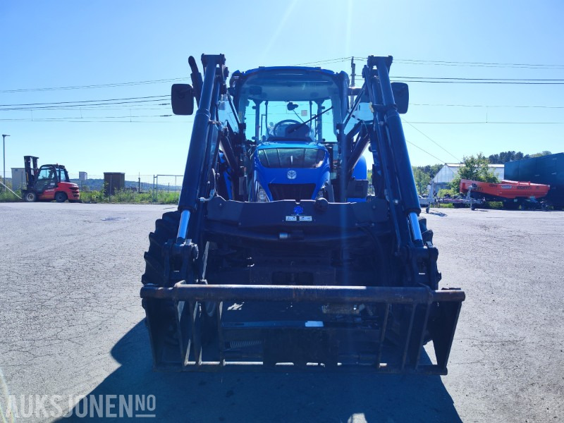 2013 New Holland T5.115 m/ Trima Laster – 114 hk – Kun 2784 timer! - Trator: foto 3 2013 New Holland T5.115 m/ Trima Laster – 114 hk – Kun 2784 timer! - Trator: foto 3