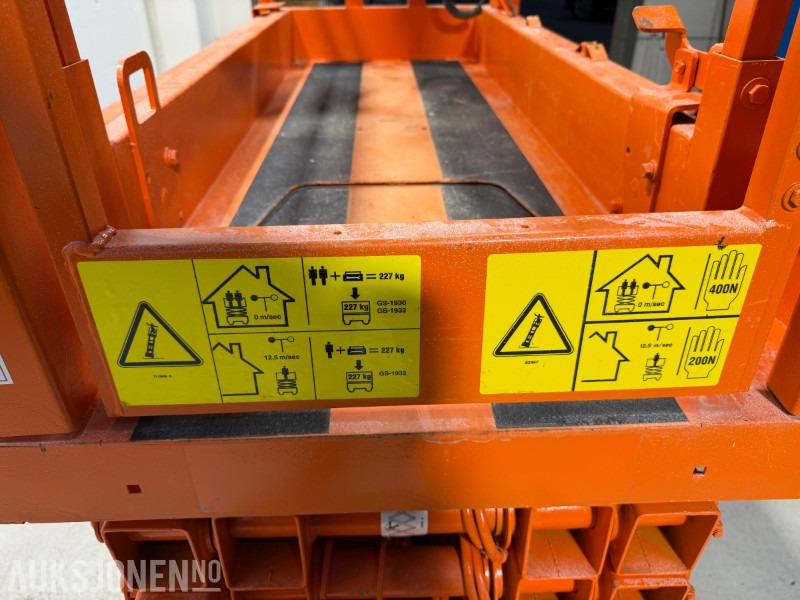 2014 JLG 1930 ES sakselift med arbeidshøyde på 7,8 meter - Plataforma aérea: foto 4 2014 JLG 1930 ES sakselift med arbeidshøyde på 7,8 meter - Plataforma aérea: foto 4