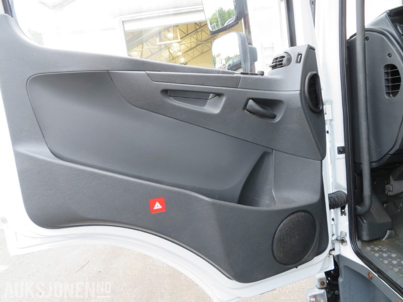 Caminhão furgão 2014 Mercedes-Benz Atego - Kjølebil med Carrier Xarios 600 og Lamberet skap: foto 12