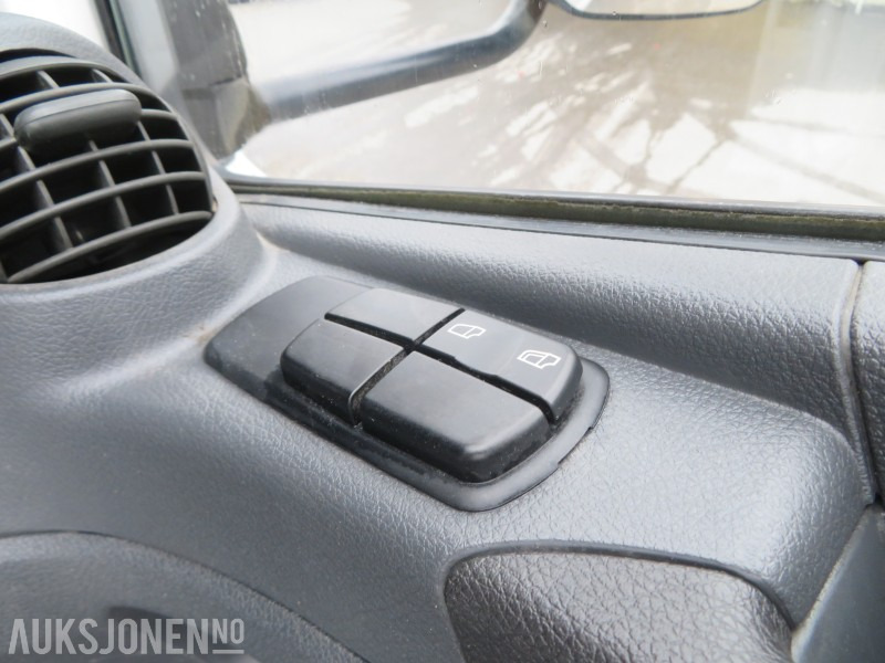 Caminhão furgão 2014 Mercedes-Benz Atego - Kjølebil med Carrier Xarios 600 og Lamberet skap: foto 9