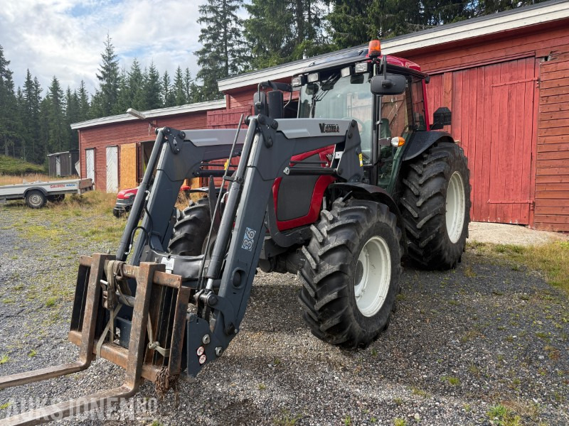 2014 Valtra A93 H - Laster - Pallegaffel - 1580t - MVA FRI!! - Trator: foto 1 2014 Valtra A93 H - Laster - Pallegaffel - 1580t - MVA FRI!! - Trator: foto 1