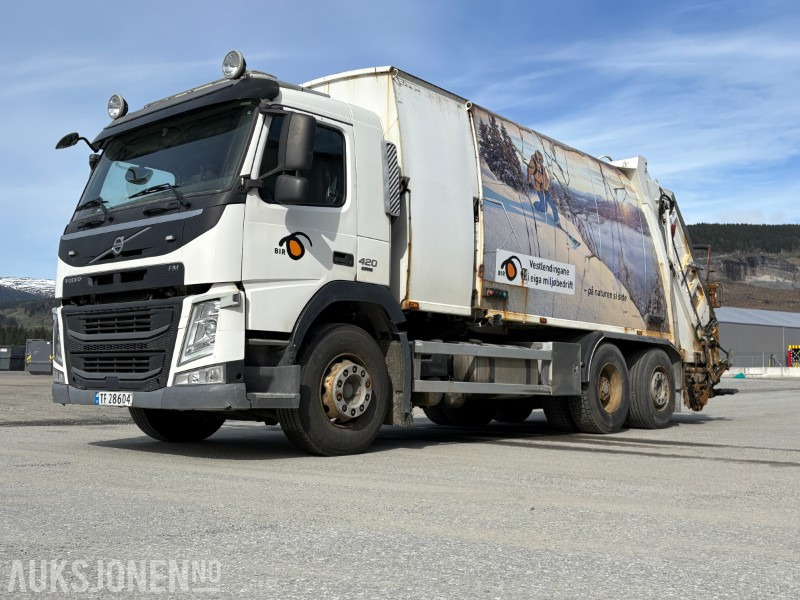 2014 Volvo FM 420 renovasjonsbil med 2-kammers løsning - Caminhão de lixo: foto 1 2014 Volvo FM 420 renovasjonsbil med 2-kammers løsning - Caminhão de lixo: foto 1