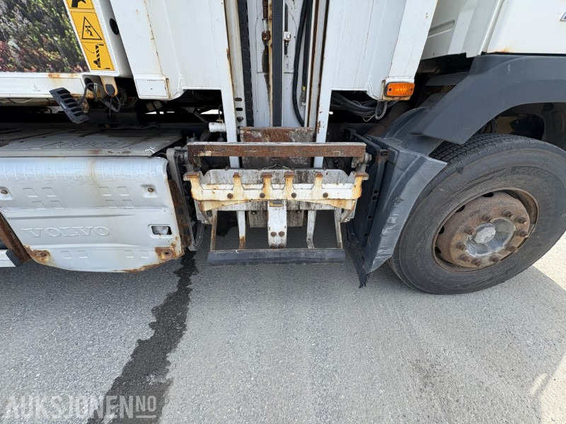 Caminhão de lixo 2014 Volvo FM 420 renovasjonsbil med 2-kammers løsning: foto 14