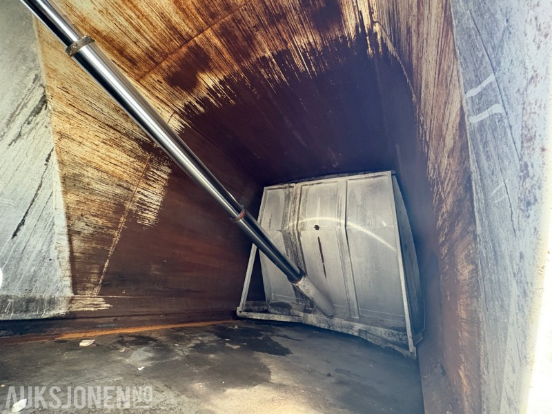 Caminhão de lixo 2014 Volvo FM 420 renovasjonsbil med 2-kammers løsning: foto 17