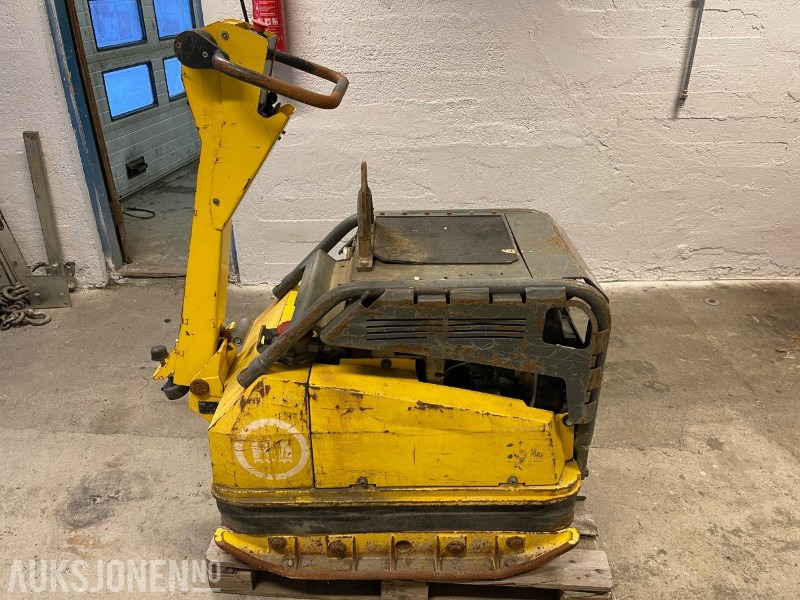 2014 Wacker Neuson DPU 100-70 Vibroplate, 768 kg - Rolo: foto 1 2014 Wacker Neuson DPU 100-70 Vibroplate, 768 kg - Rolo: foto 1