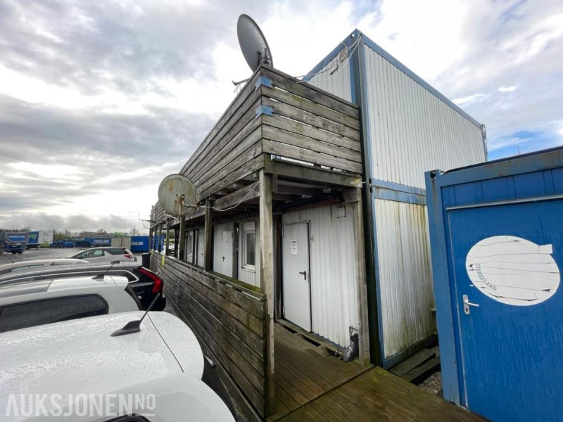 2015 Brakkerigg - Containerbrakker i stål med 8 hybler komplett med hybelkomfyr, dusj, toalett, lys og varme. - Equipamento de construção: foto 4 2015 Brakkerigg - Containerbrakker i stål med 8 hybler komplett med hybelkomfyr, dusj, toalett, lys og varme. - Equipamento de construção: foto 4