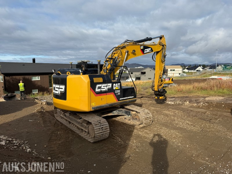 2015 Cat 320ELLR - 8900 timer - Leica GPS - Pusseskuffe - Tiltrotator - Escavadeira: foto 4 2015 Cat 320ELLR - 8900 timer - Leica GPS - Pusseskuffe - Tiltrotator - Escavadeira: foto 4