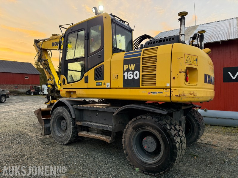 2015 Komatsu PW 160-8 Velutstyrt hjulgraver med Engcon rototilt, Leica GPS og sentralsmøring - Escavadeira: foto 5 2015 Komatsu PW 160-8 Velutstyrt hjulgraver med Engcon rototilt, Leica GPS og sentralsmøring - Escavadeira: foto 5